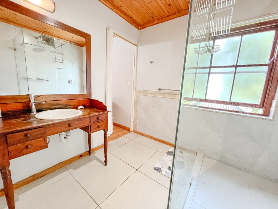 To Let 2 Bedroom Property for Rent in River Club Western Cape